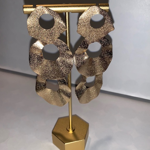 Droplet Earrings - Picture 2 of 4